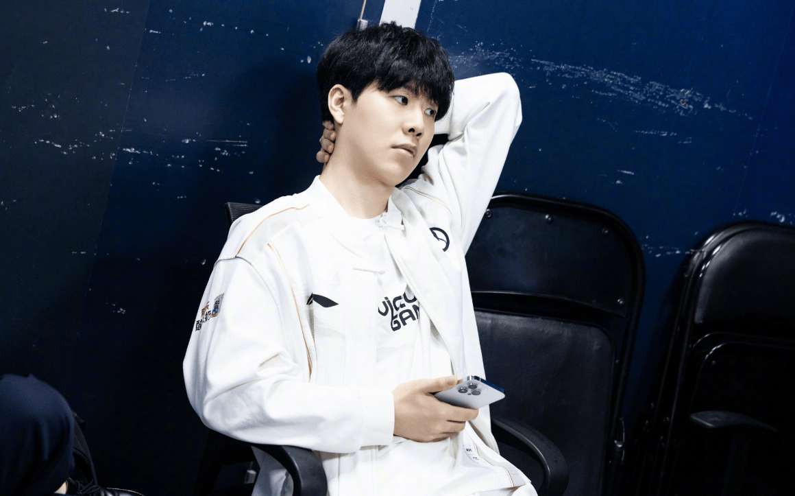 在组织方面 在组织方面