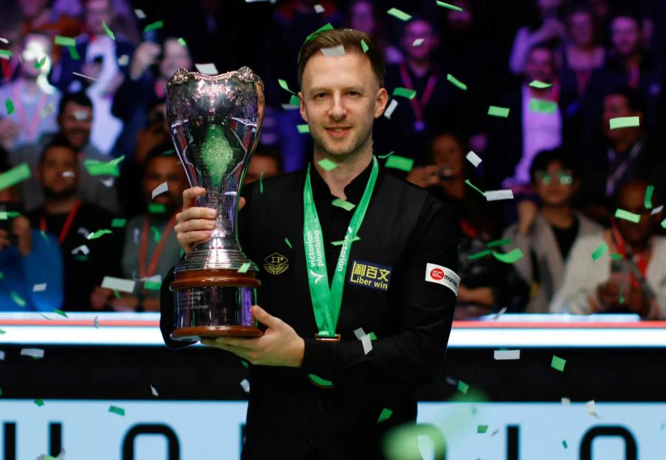 据了一定优 据了一定优