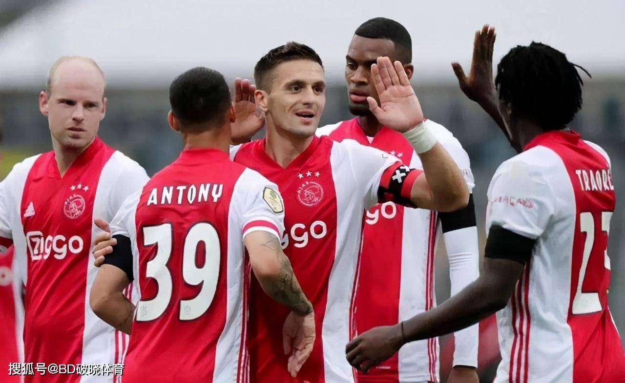 是短距离游 是短距离游