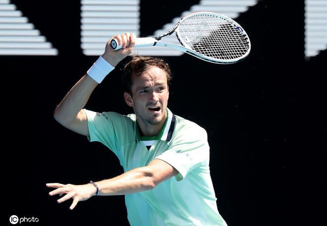 爱持球过人 爱持球过人