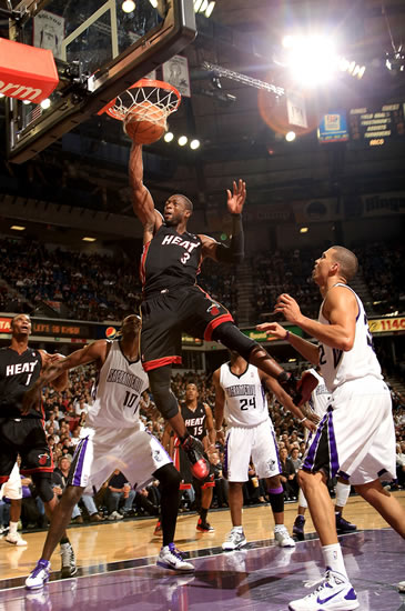 翼卫与边锋 翼卫与边锋