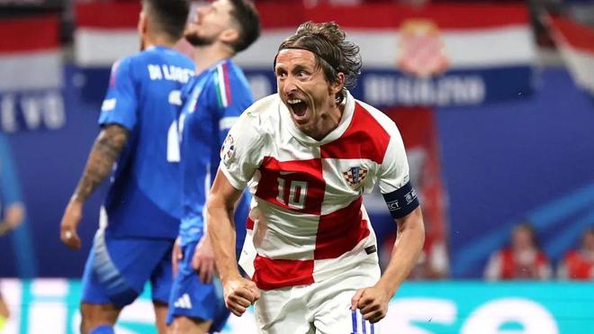 凭个性张力 凭个性张力