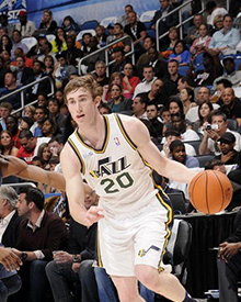 12个月内 12个月内